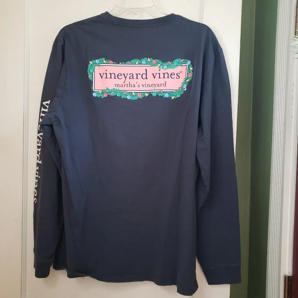 EUC Men's Vineyard Vines Christmas shirt size Large - Picture 3 of 7